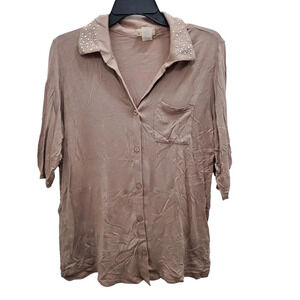 Lavish Women's Mocha Roll‎ Tab Gem Studded Collar Button Up Top USA Made Size L